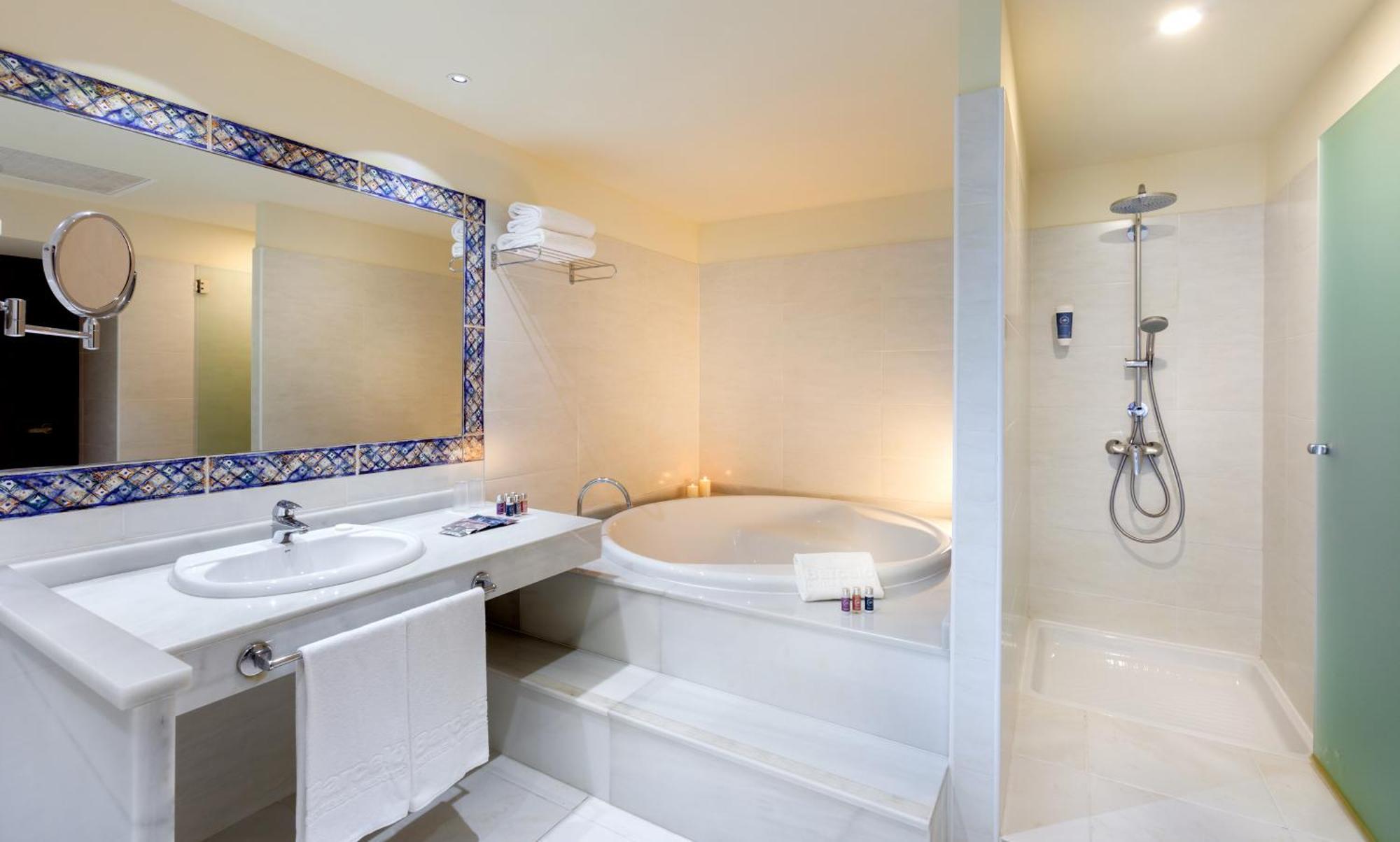 Suite Deluxe con vistas al mar